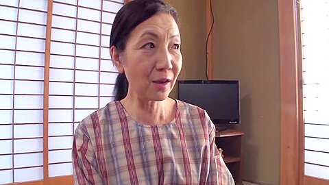 M915g09 Fifty-something Mature Woman In The Countryside! - Av Rich Vaginal Shot From The Loneliness Of One Person Who Loses Her Husband!