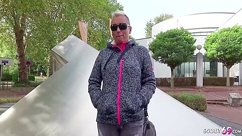 Stepmom Mandy Deep Anal Sex At Street Casting