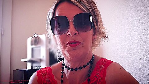 Oh Fuck Slutty !! Stepmom Loves Anal Sex Her Husband No, She Tries To See If Her Stepson Wants Try ?