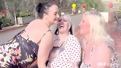 Threesome Lesbian Fun With Devon Breeze And Melody Haydies