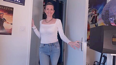 Gamer Guy Gets His Cocked Sucked By A Milf At Home porn videos