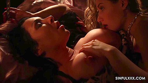 Schauen Sie sich schöne Pornos von Victoria Summers und Tiffany Tatums an