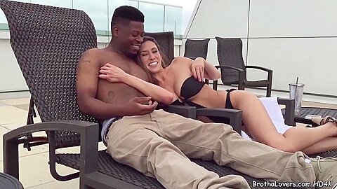 ジェニファー・アシュトン 倒錯した売春婦が黒人になる
